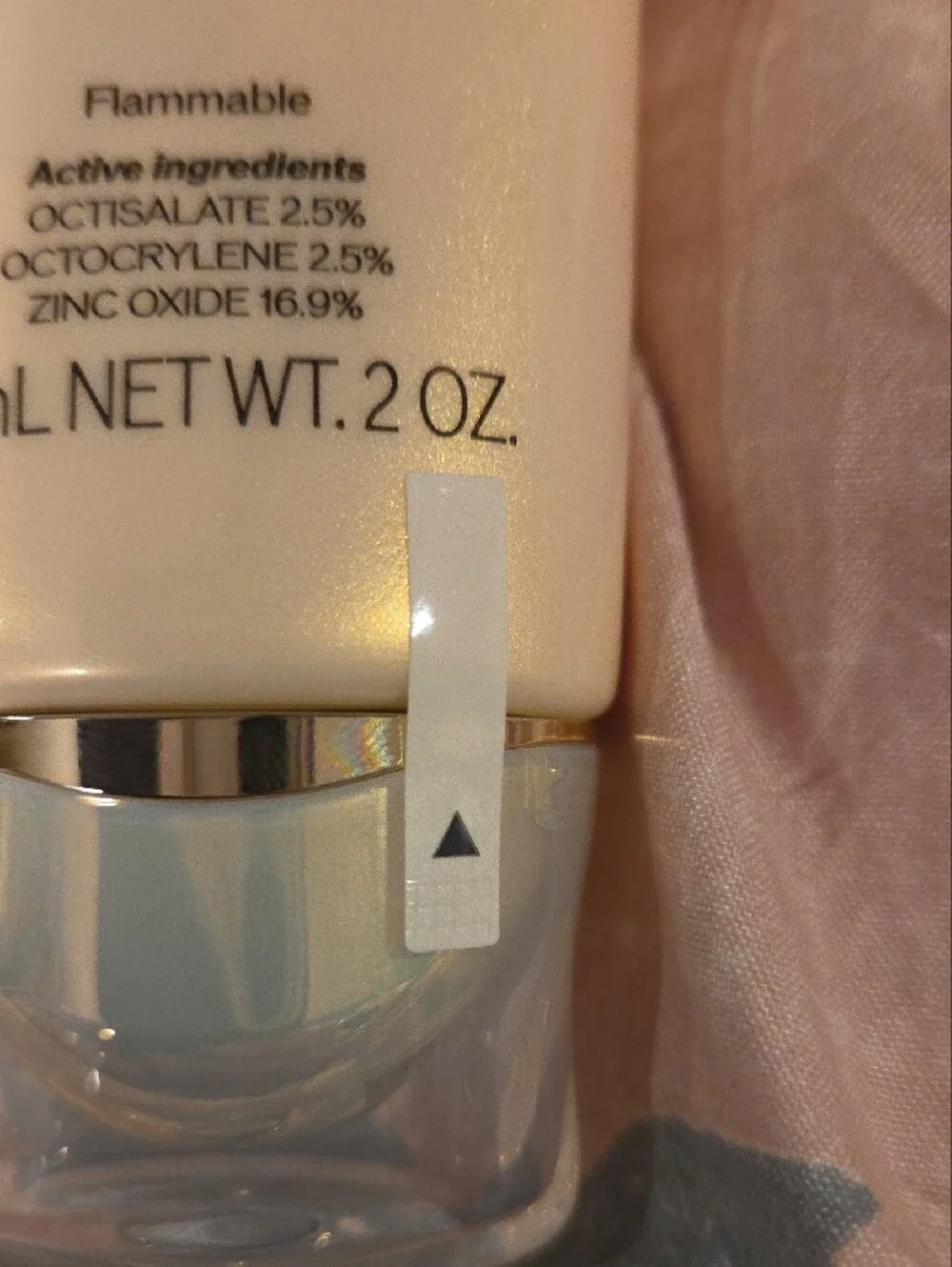 New Shiseido Future Solution LX Universal Defense SPF 50 - Gold